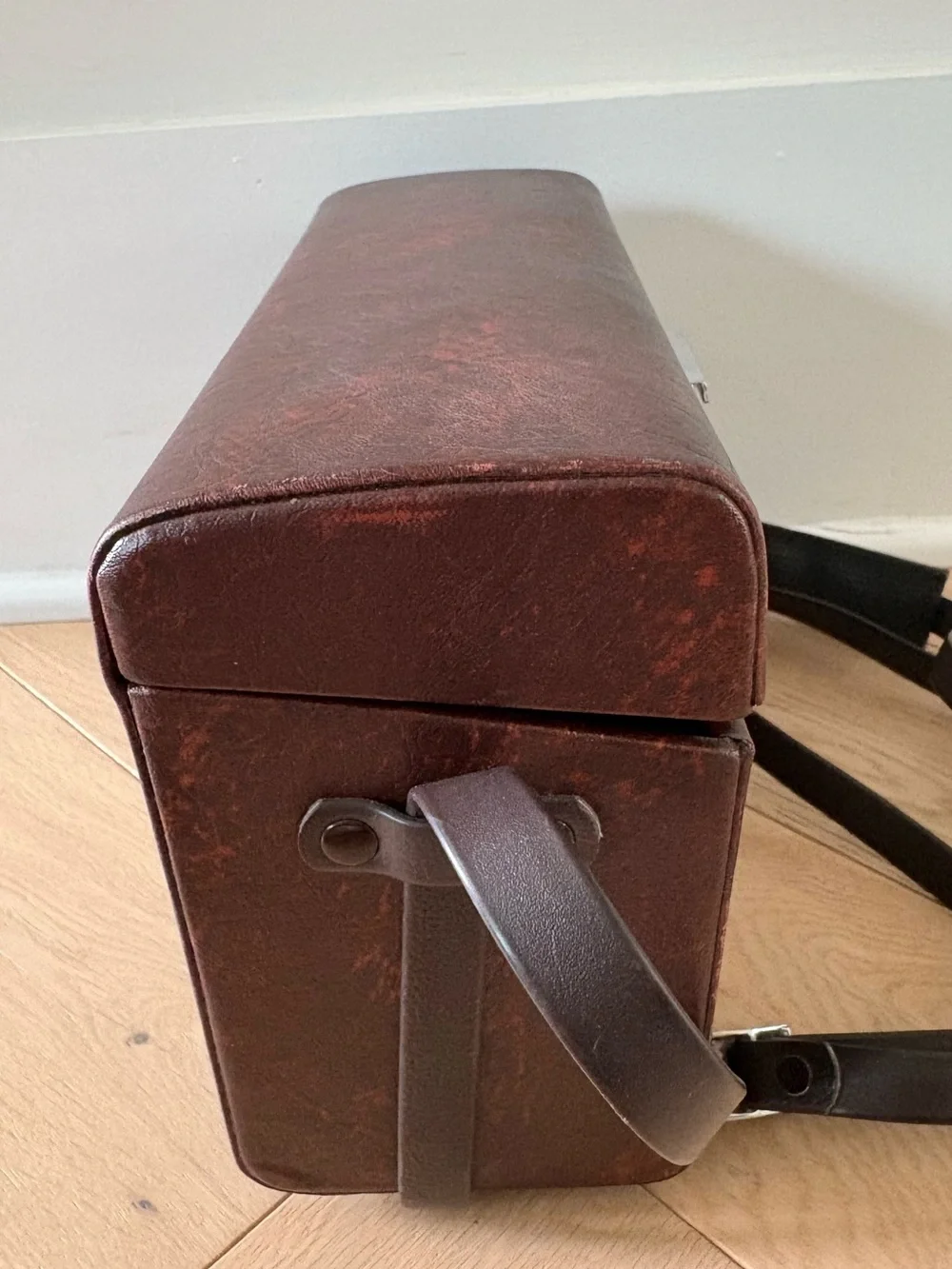 Vintage Olympus Hard Camera Case in Synthetic Brown Leather